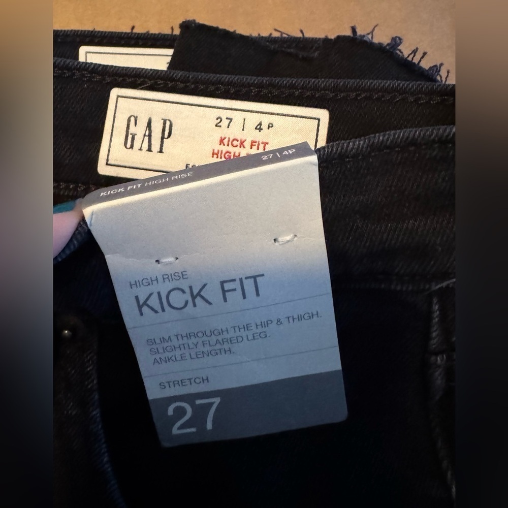 GAP Washed Black High Rise Kick Fit Jeans NEW - Picture 12 of 16